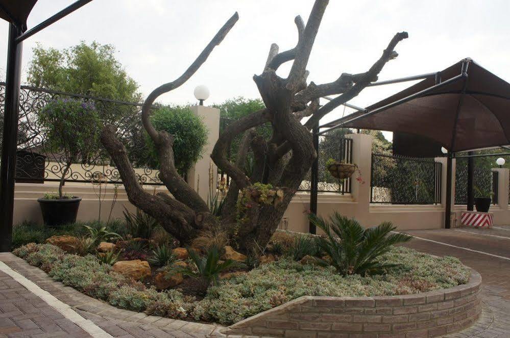 The Lapha Guesthouse & Conference Centre Dundee Exteriör bild